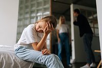 «Чем старше ребенок, тем болезненнее переживания» Как должны разводиться родители, чтобы не нанести ребенку травму?
