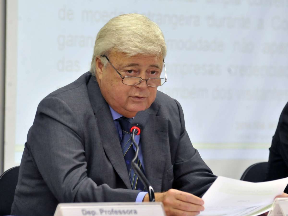Silvio Barsetti convenceu Ricaro Teixeira a dar uma entrevista ao Terra em meio à acusações de fraude financeira; relembre
