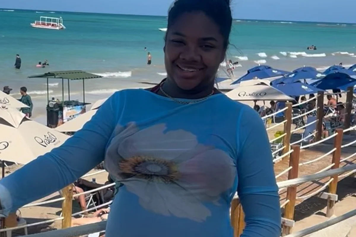 Raquel Brito revela por que não pretende mostrar o rosto do filho