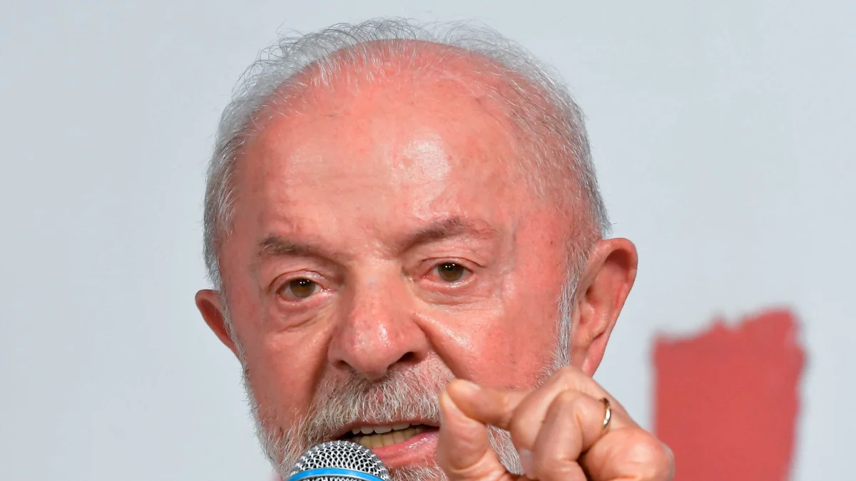 Campanha de Lula alega uso enviesado da IA e aciona TSE contra a Meta