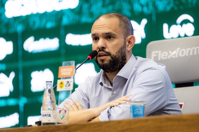 Pulgar, do Flamengo, e presidente do Fluminense são absolvidos pelo STJD após episódios em clássico