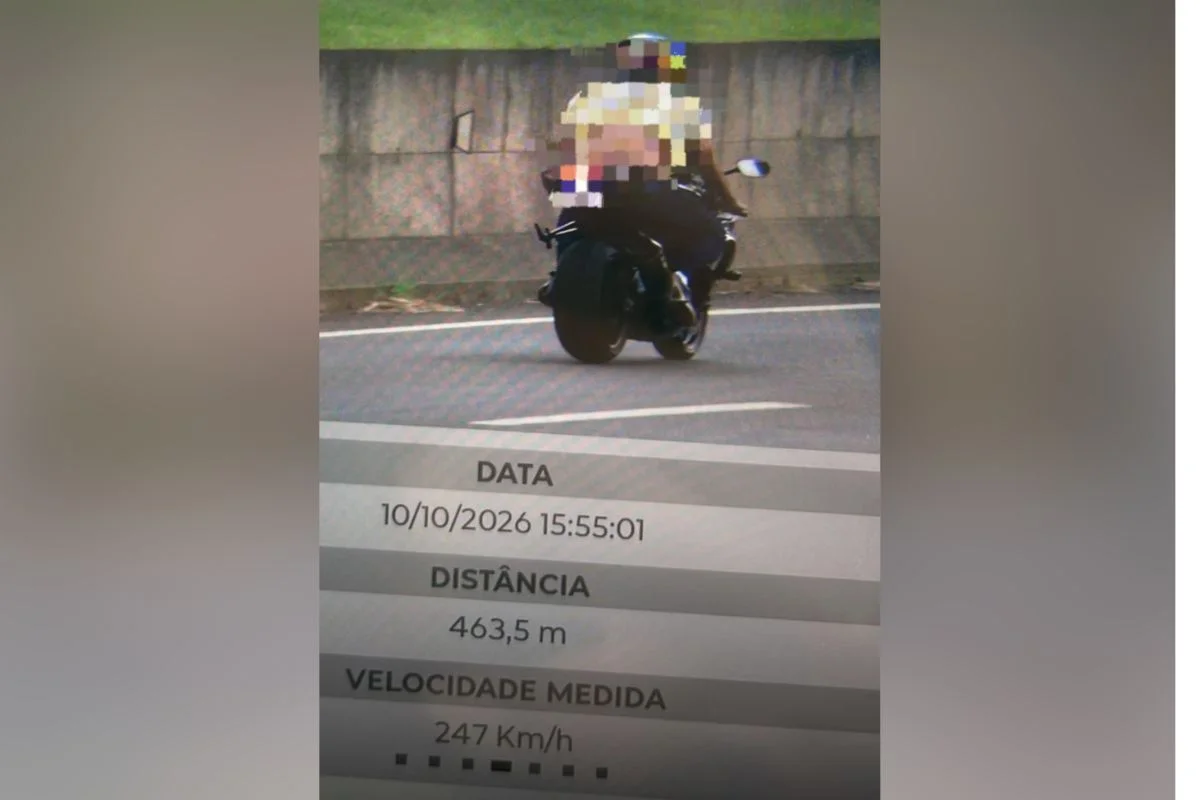 Moto voa a 247 km/h em rodovia no interior e é flagrada pela PM Rodoviária
