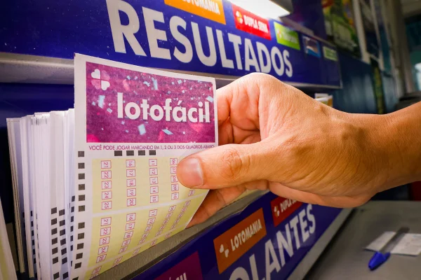 Lotofácil 3810 acumula, e prêmio vai a R$ 14 milhões. Veja resultado