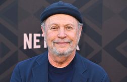 Billy Crystal garde une pierre sauvée de l’incendie de sa maison