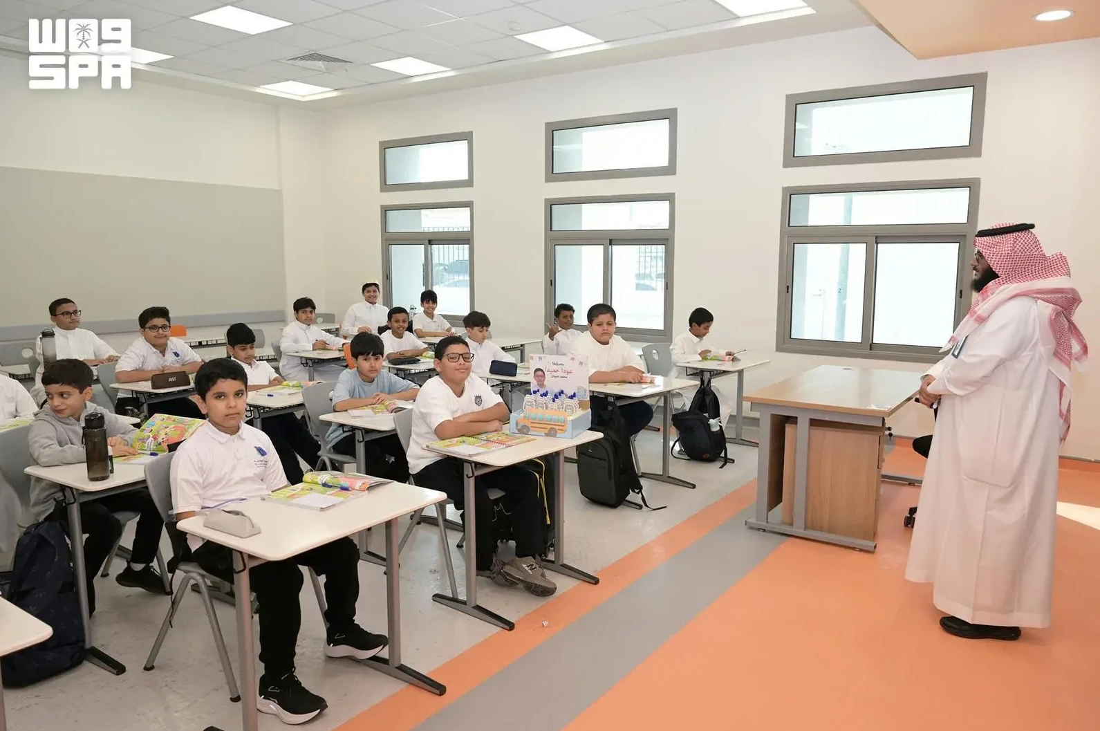 Iniciativa juvenil da Arábia Saudita visa combater resíduos eletrônicos
