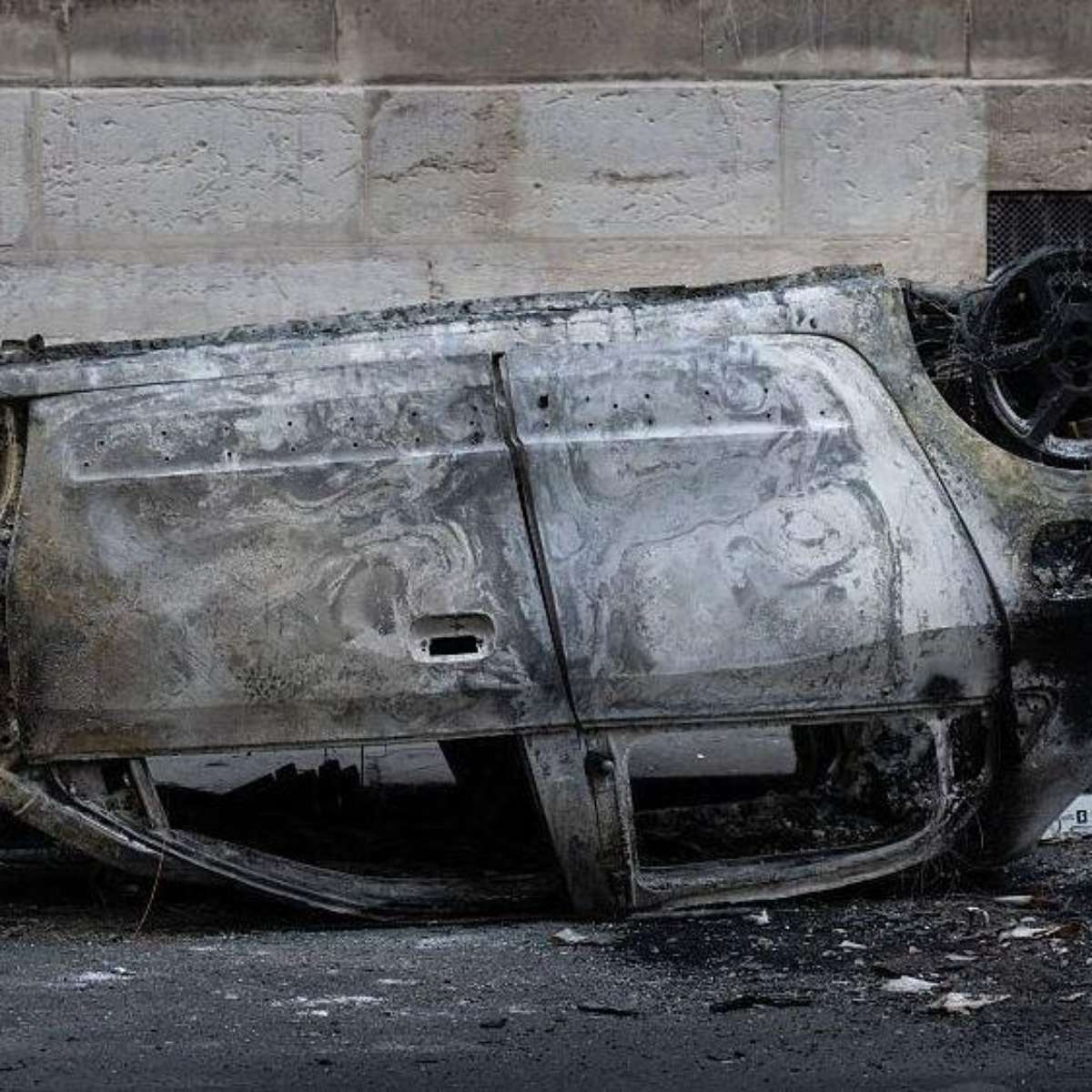 Análise: quem está por trás dos tumultos na França e quem pode se beneficiar deles?