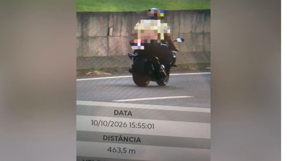Moto voa a 247 km/h em rodovia no interior e é flagrada pela PM Rodoviária