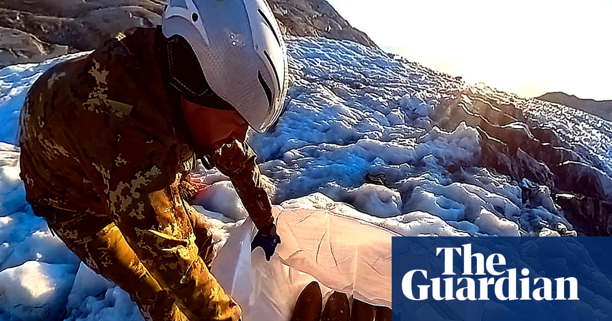 O derretimento de geleiras nos Dolomitas revela um estoque de munições da Primeira Guerra Mundial
