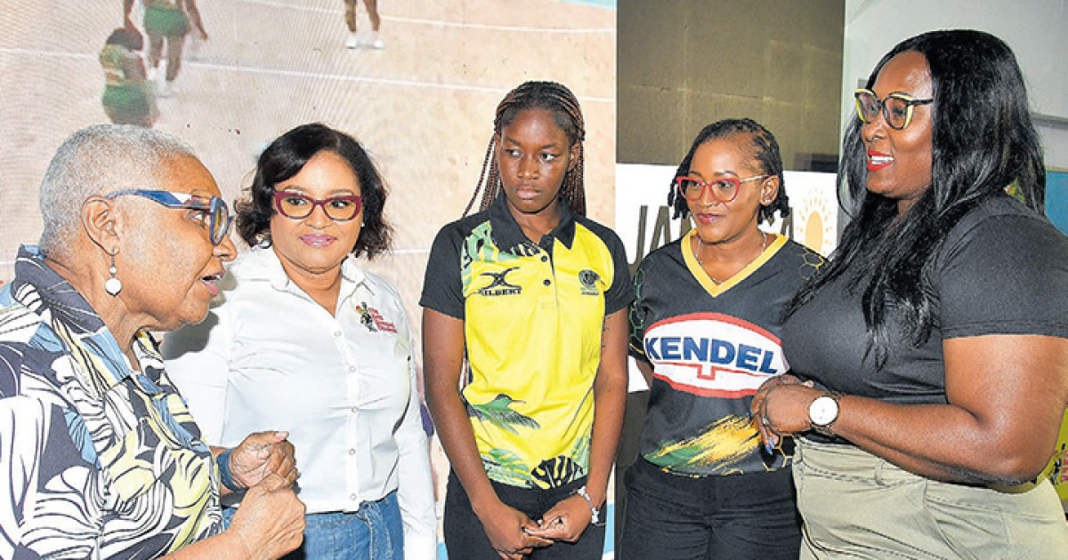 Henry-Wright quer maior condicionamento físico enquanto as Sunshine Girls visam a série contra o Inglaterra