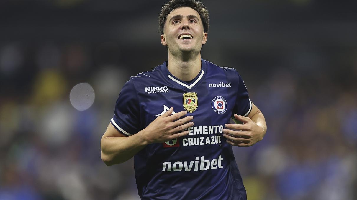 Último momento! José Paradela, baja de Cruz Azul para enfrentar a Pumas