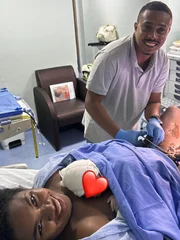 Raquel Brito revela por que não pretende mostrar o rosto do filho