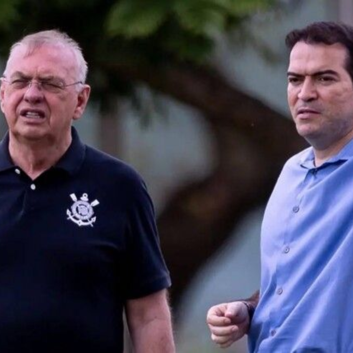 Por que o Corinthians ainda não anunciou o novo técnico?