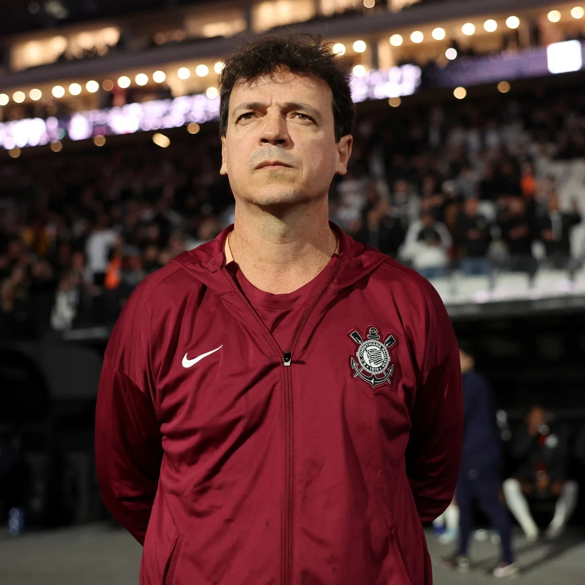 Após sequência de derrotas, Fernando Diniz é demitido do Corinthians