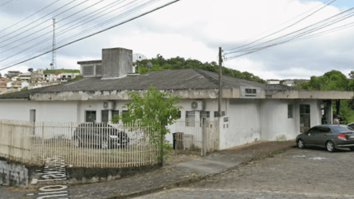 Guarda civil atira e mata o próprio afilhado durante discussão familiar