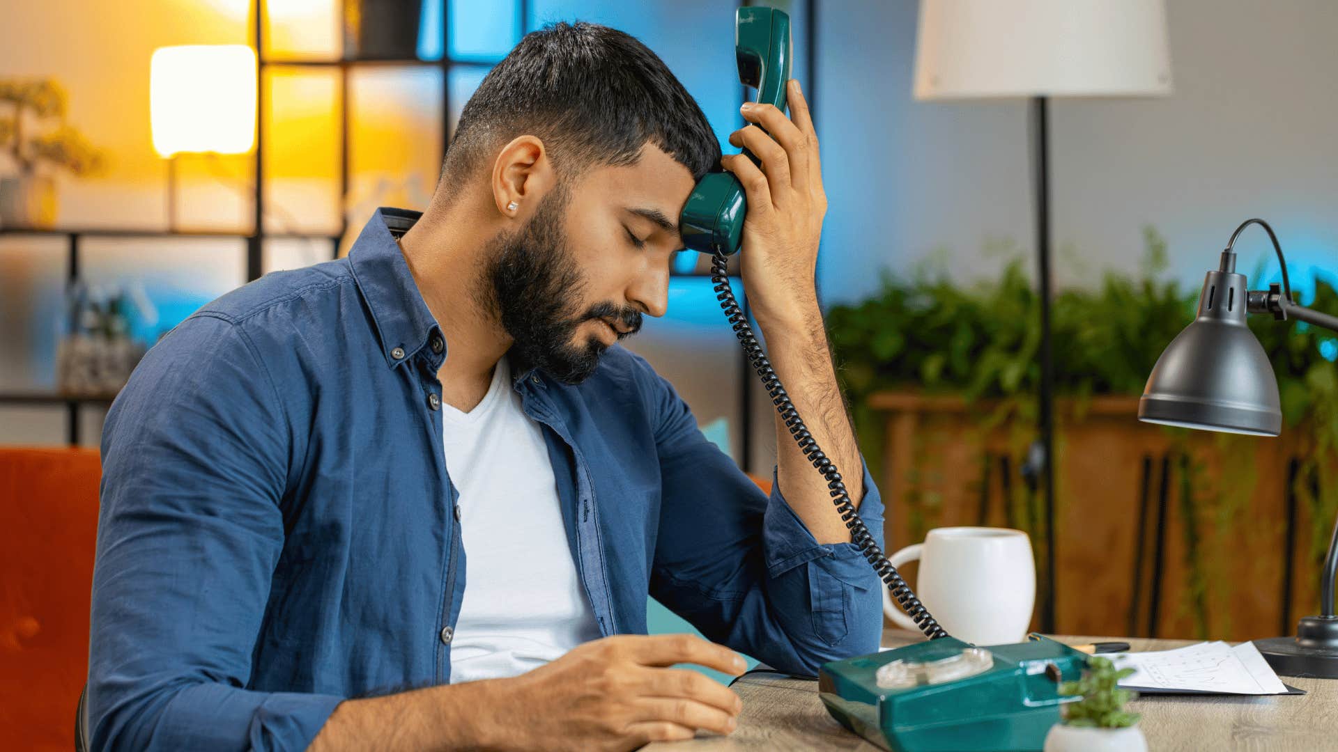 Pessoas com energia zero para falsos amigos geralmente dizem 9 frases na conversa cotidiana