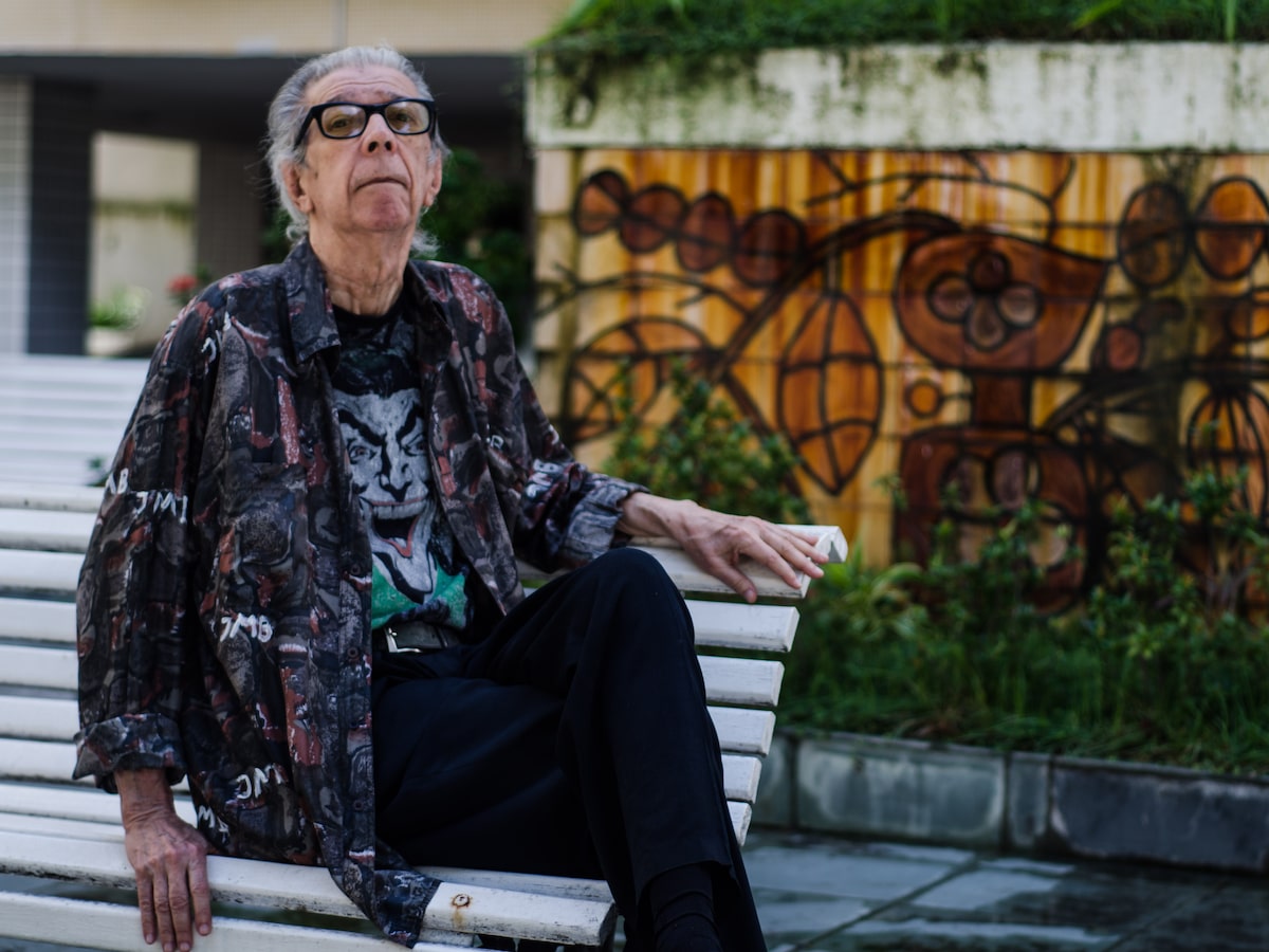 Morre Jomard Muniz de Britto, cineasta e precursor do tropicalismo em Pernambuco, aos 89 anos
