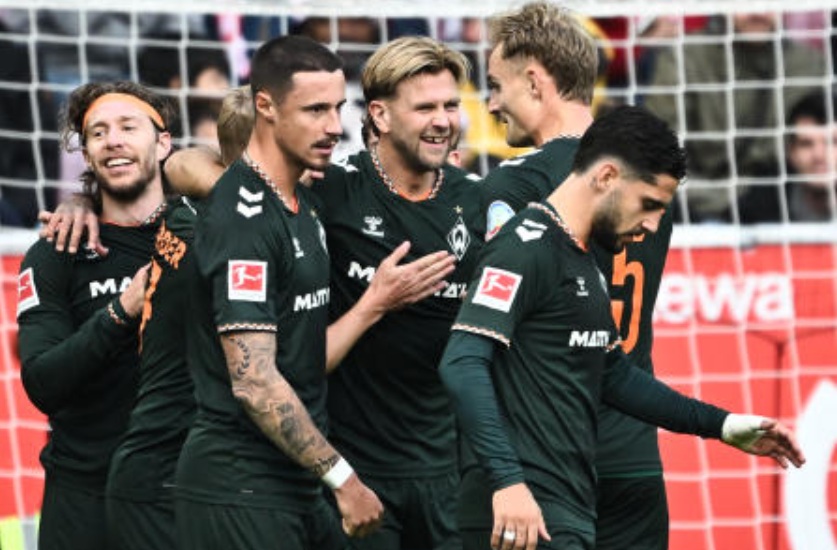 'Estrela guia' Fuellkrug marca dois gols para o Bremen, Leipzig vence
