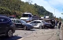 ‘Nasci de novo’, diz motorista que ajudou crianças após engavetamento na BR-040, em Nova Lima